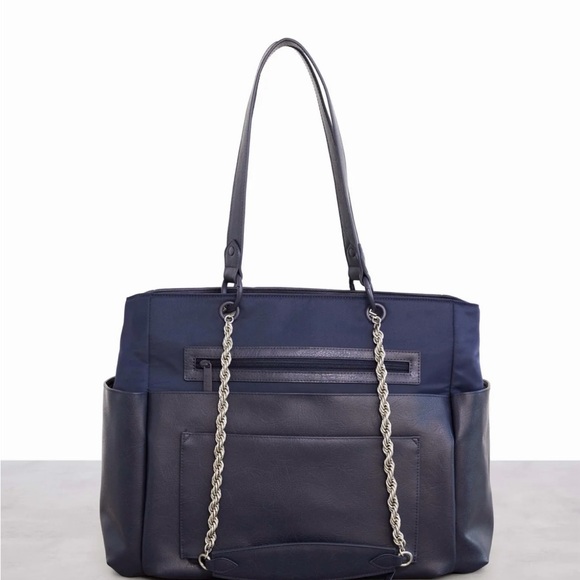NWT BEIS The Diaper Bag
in Navy - Picture 3 of 15